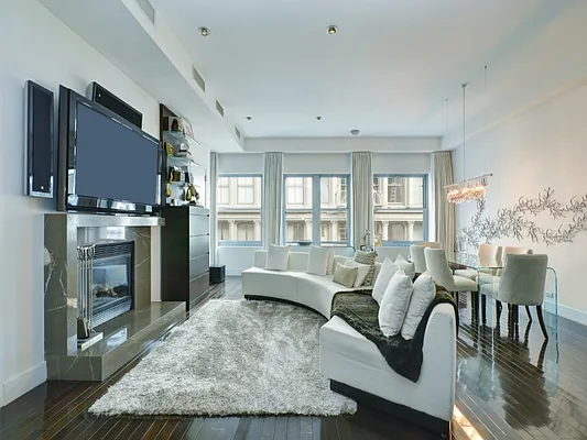 Sold by Sotheby's International Realty | media 1