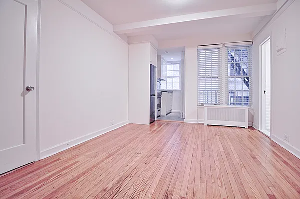 Rented by Oxford Property Group | media 5
