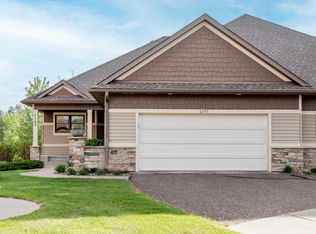 1197 Lakemoor Pl, Woodbury, MN 55129