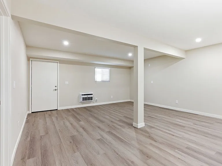 MAGNOLIA WEST APARTMENTS- RIVERSIDE, CA — Photo 53