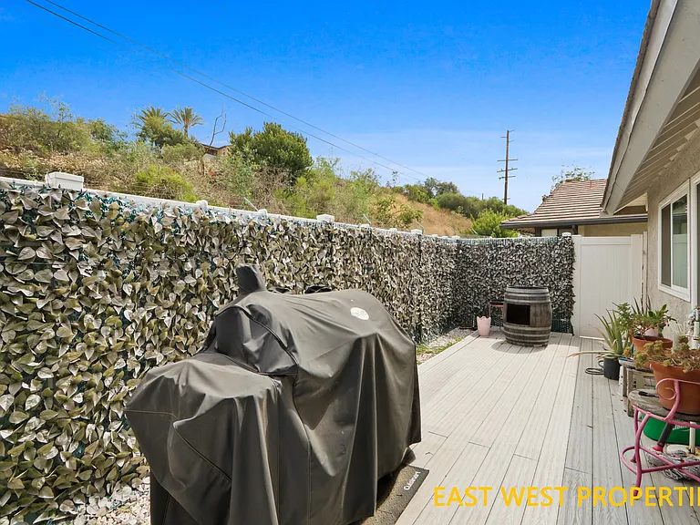 2409 Sommerset Dr — Photo 26