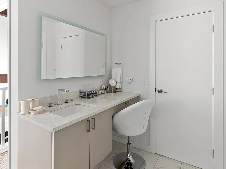 197 Treescape Dr #9A — Photo 15