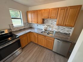 15729 Easterling Rd, Pea Ridge, AR