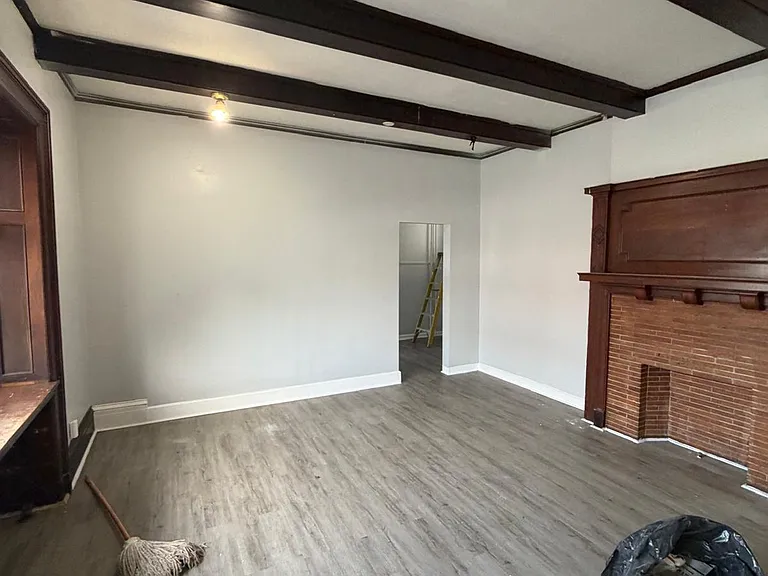325 Roseville Ave #A — Photo 4