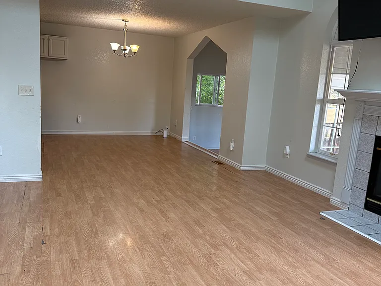 17697 E Brunswick Pl — Photo 2