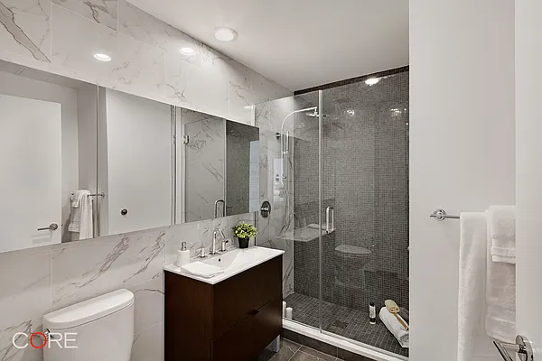 Rented by CORE | media 15