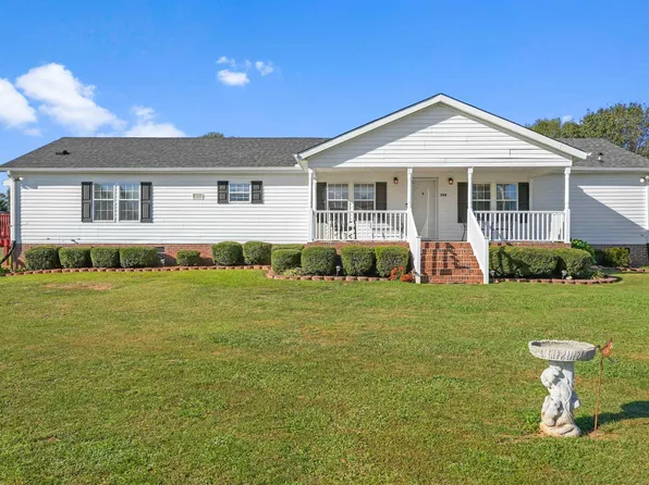 332 Sara Ann Ln, Roebuck, SC 29376