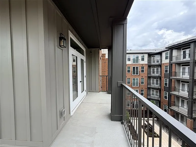District on the Etowah Apartments — Photo 449