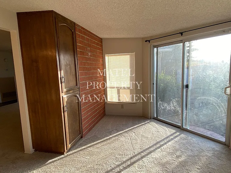 630 Newcomb Ave — Photo 9