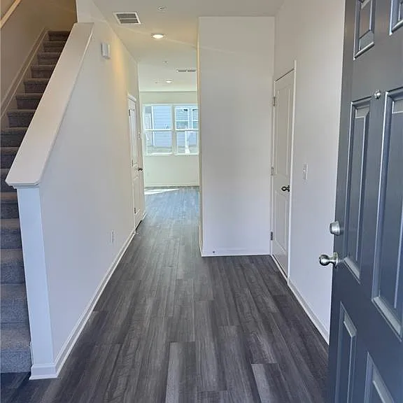 3009 Acacia Cir — Photo 8