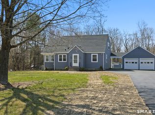 395 Cross Hill Rd, Monroe, CT 06468