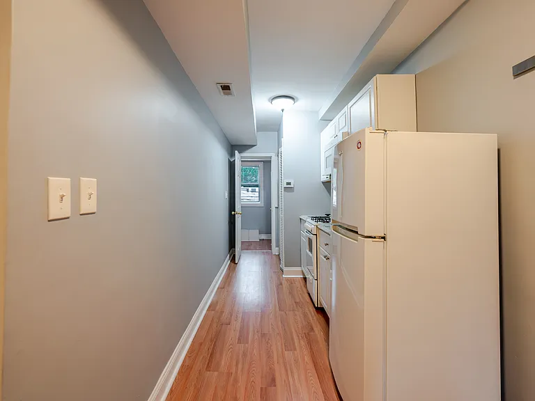 1715 Capitol Ave NE #3 — Photo 6