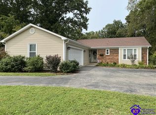 1767 Wooldridge Ferry Rd, Elizabethtown, KY 42701