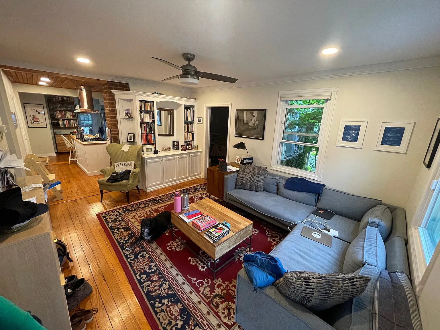 3 bed, 1184 sqft, $2,500 — Photo 2