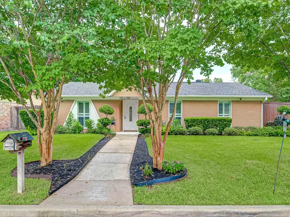 2030 Western Village Ln, Houston, TX 77043