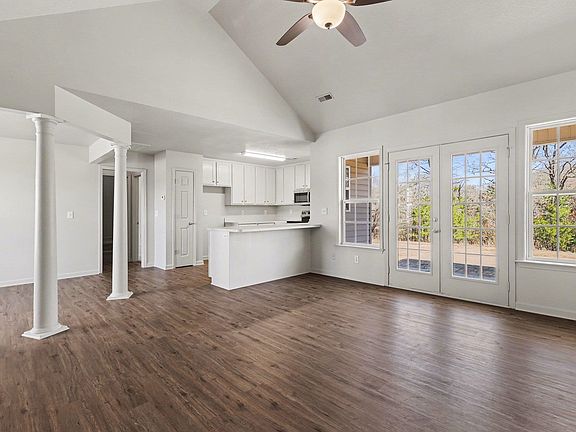 3rd image of 1 Long Pond Ct