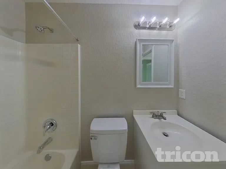 20639 Macon Pkwy — Photo 14