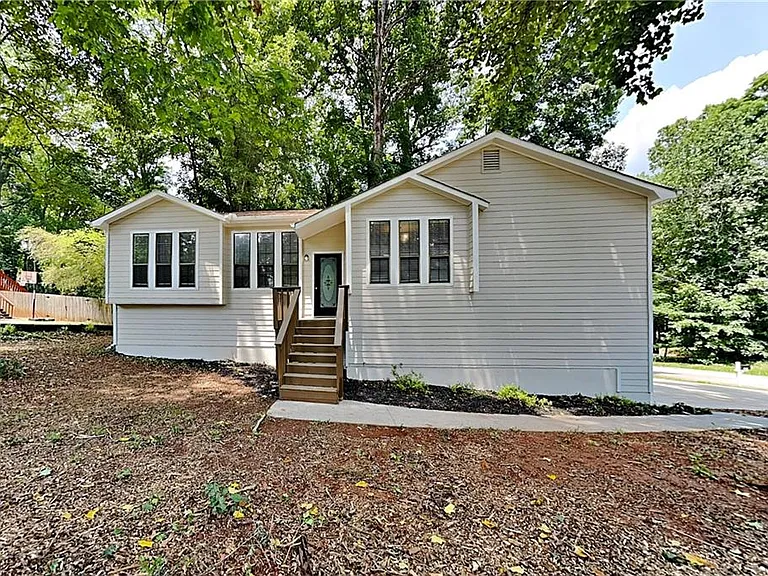 4031 Oak Stone Dr — Photo 1