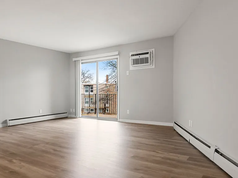 Copper Stone Apartments — Photo 15
