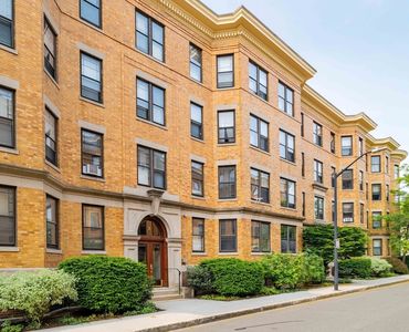 3 Newport Rd APT 8, Cambridge, MA, 02140