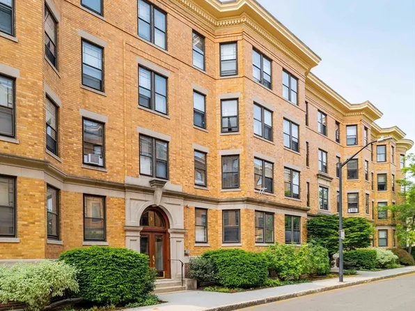 3 Newport Rd APT 8, Cambridge, MA 02140