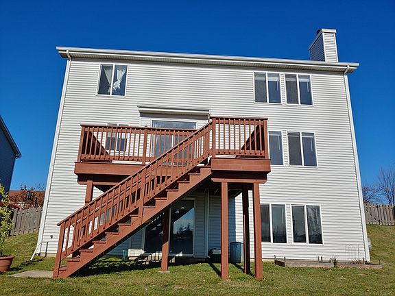 4th image of 301 W Caldwell Dr