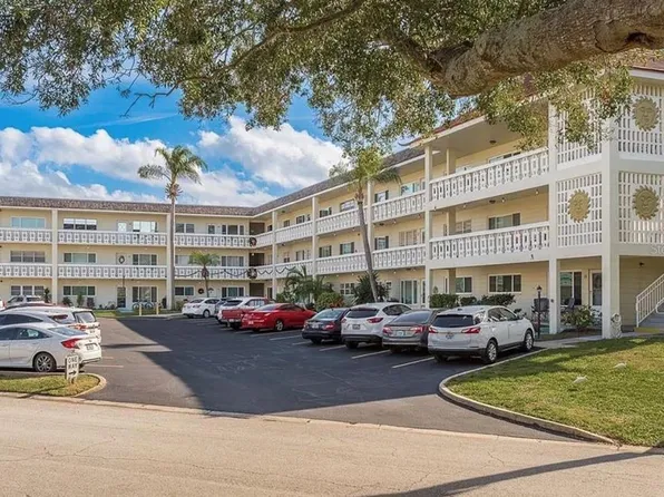 2451 Canadian Way, Clearwater, FL