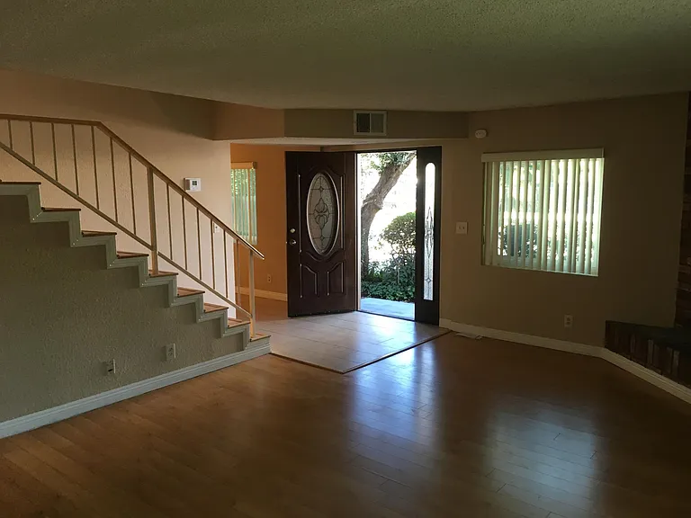 10842 Landale St #1 — Photo 3