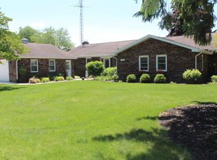 8505 N Tippecanoe Dr, Walkerton, IN 46574