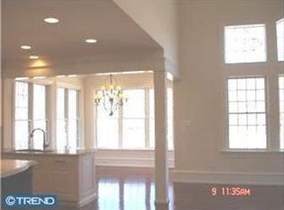 5 Forest Way, Malvern, PA 19355