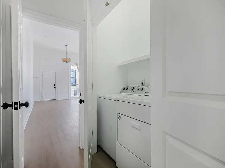 3324 S Saratoga St #201 — Photo 19