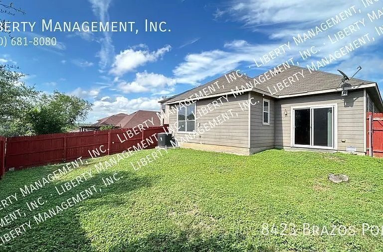 8423 Brazos Point — Photo 28