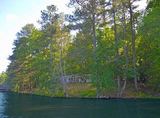 504 Rabbit Run Rd, Ninety Six, SC 29666