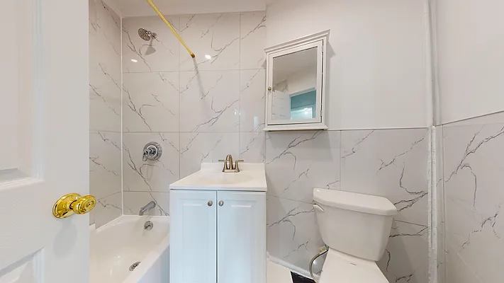 Rented by Bond New York | media 4