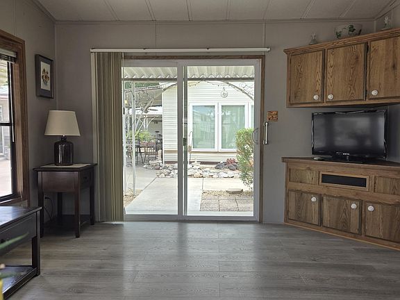3rd image of 17200 W BELL Road #2117