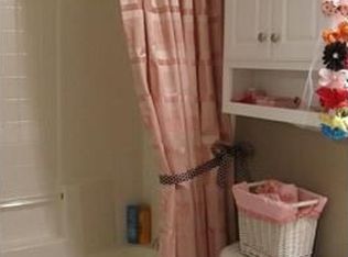 4820 Rocky Rd, Yukon, OK 73099