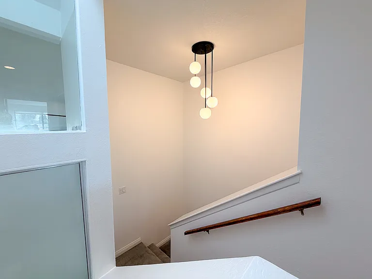 18242 Burbank Blvd #8 — Photo 30