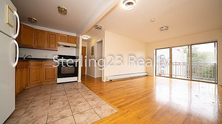 1st image of 3132 31st St APT 5