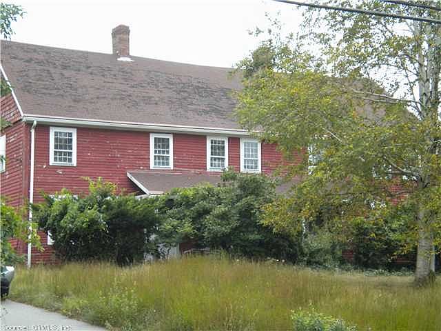 2nd image of 10 Groton Long Point Rd