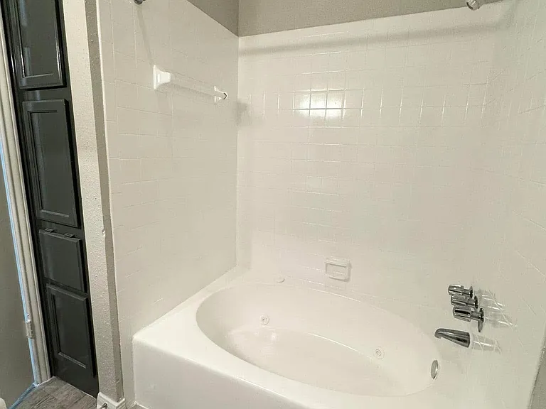 Arbor Point Apartments — Photo 11