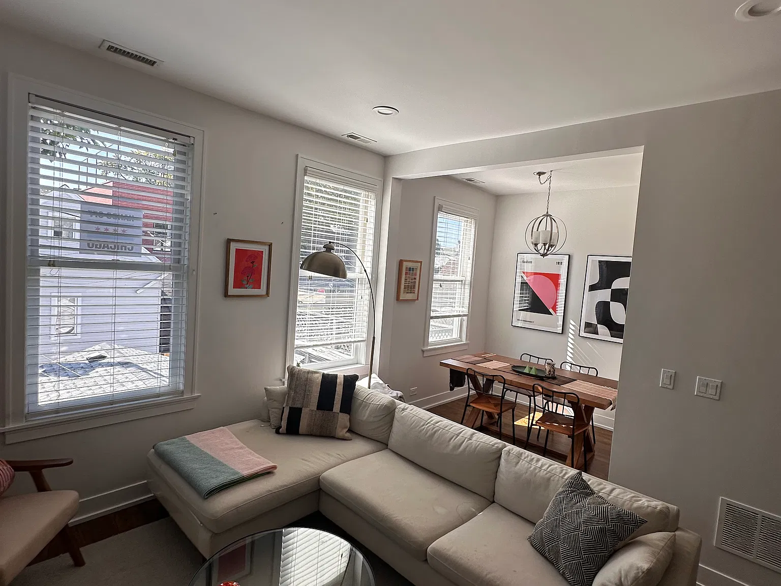 2 bed, 950 sqft, $2,800 — Photo 2