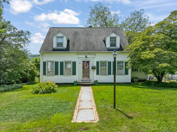 44 Marshall Avenue, Naugatuck, CT 06770