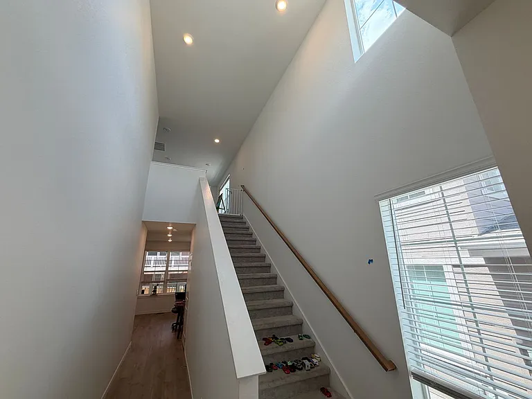 9009 Redfield Ln — Photo 17