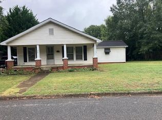422 Crawford St, Shelby, NC 28150