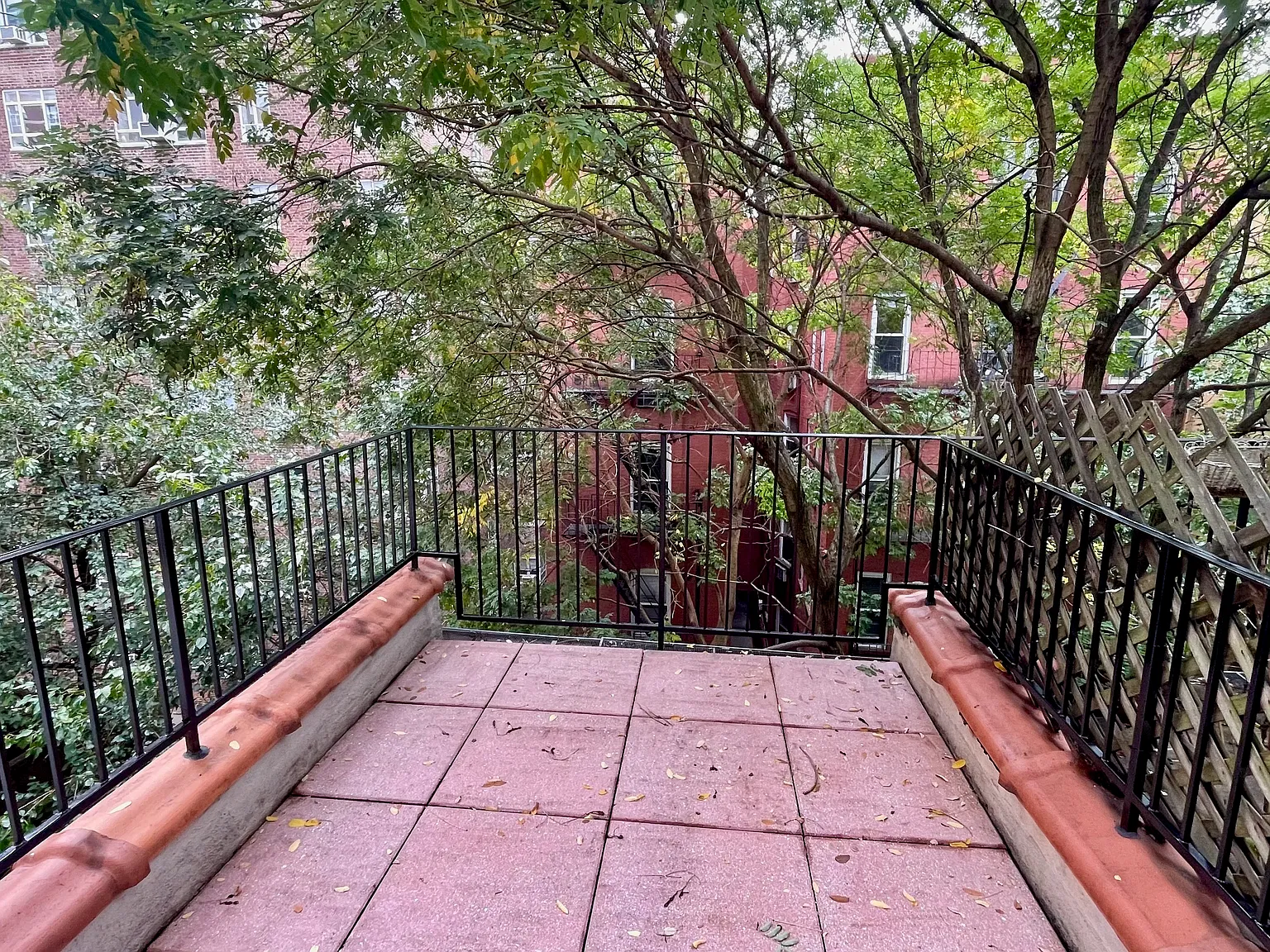 58 W 84th St — Photo 1