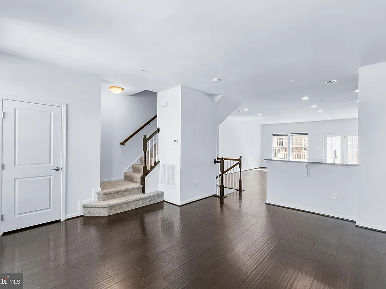 5365 S Center Dr — Photo 21
