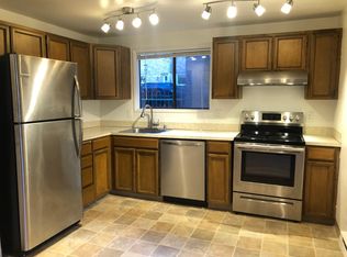 210 17th Ave E APT 3, Seattle, WA 98112