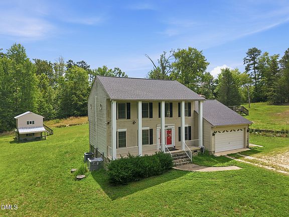 2nd image of 409 Reaves Ln