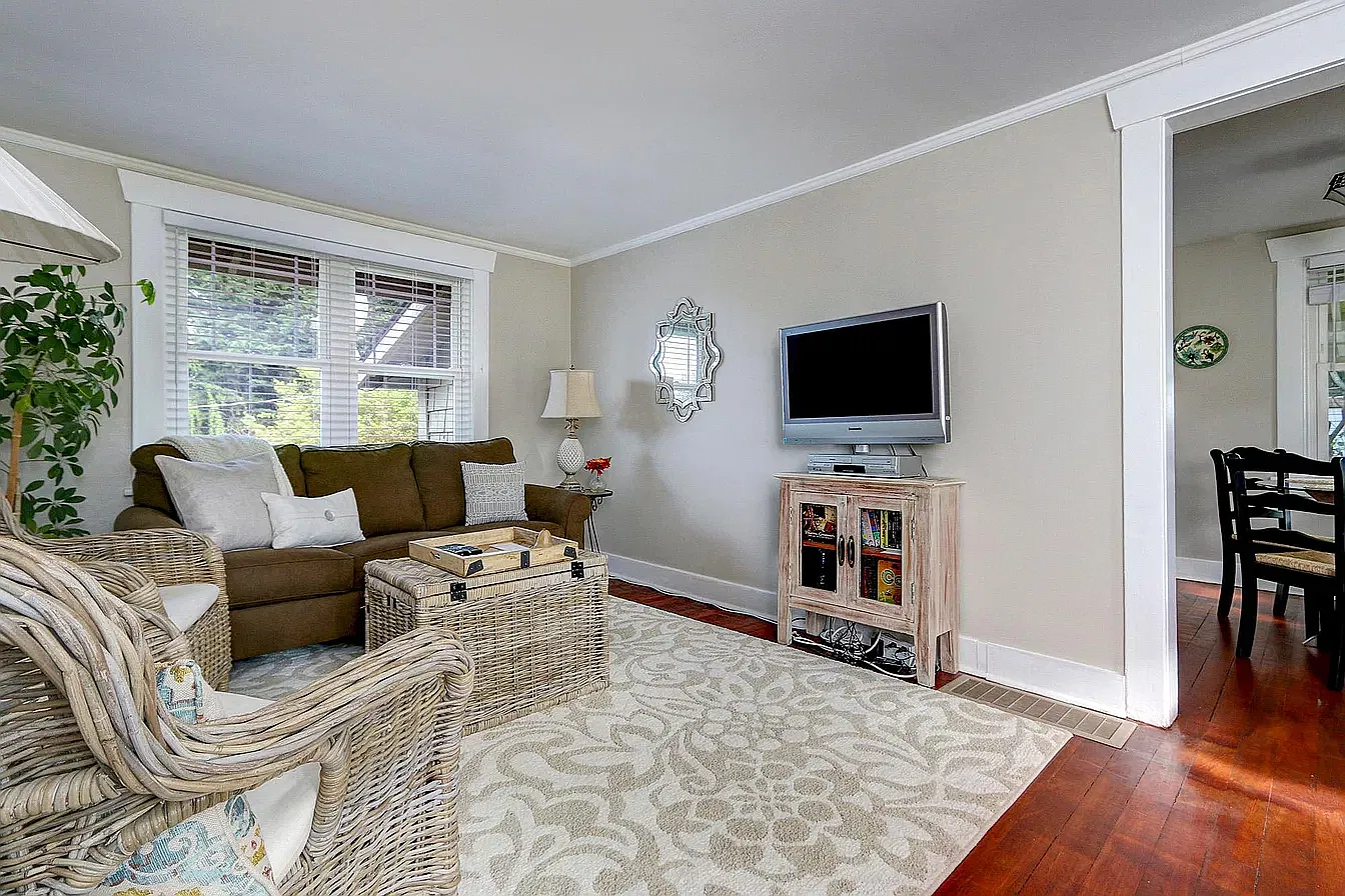 1 bed, 610 sqft, $1,985 — Photo 3