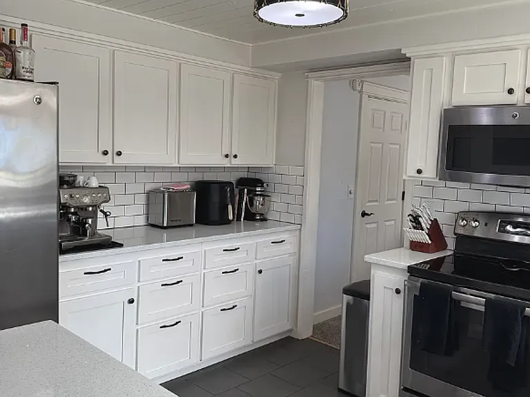 3340 Hyacinth St — Photo 17